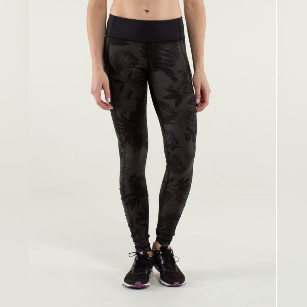 Lululemon speed tight running leggings brisk bloom black soot 8 luxtreme